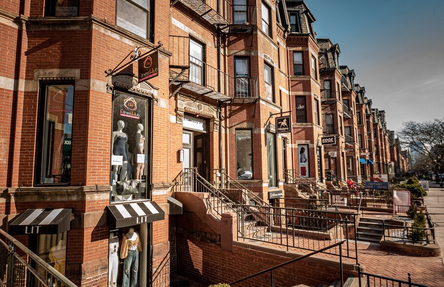 232 Newbury St, Boston, MA à louer - Photo de l’immeuble – Image 2 sur 3
