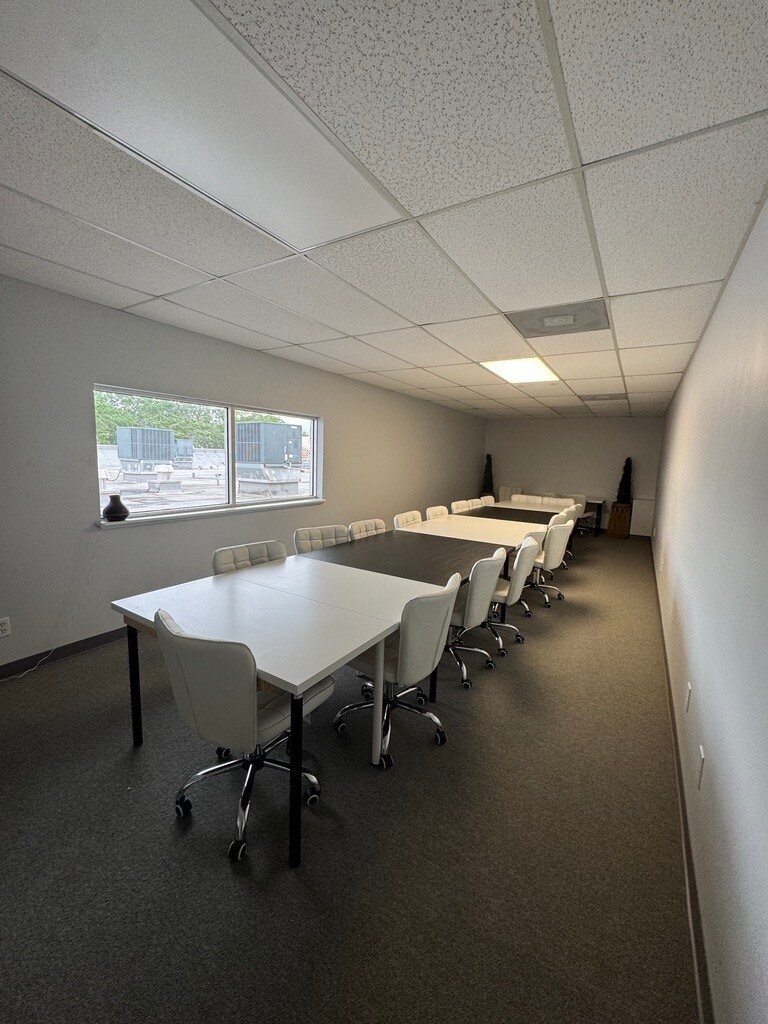 2225-2275 S Babcock St, Melbourne, FL à louer Photo intérieure– Image 1 sur 4