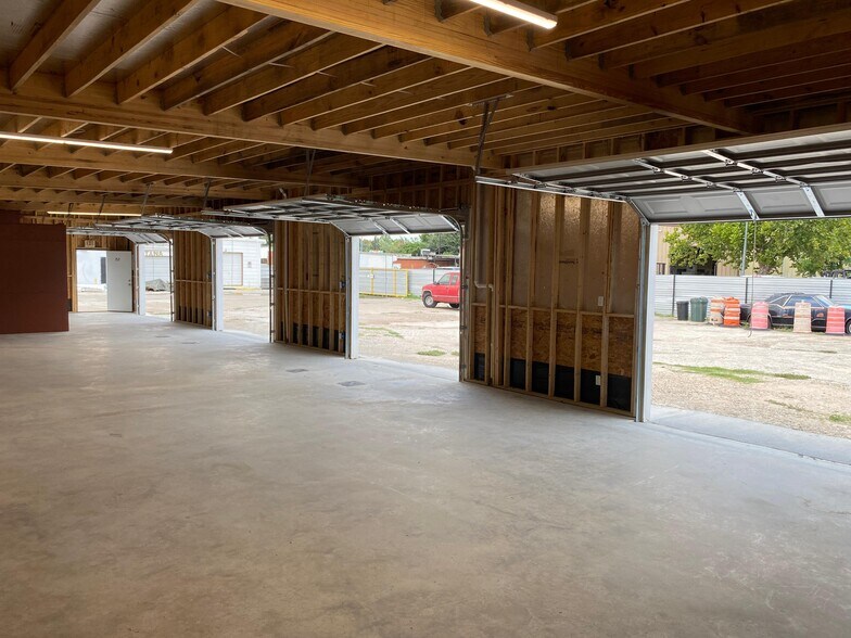 14435 Main St, Houston, TX à louer - Photo intérieure – Image 2 sur 6