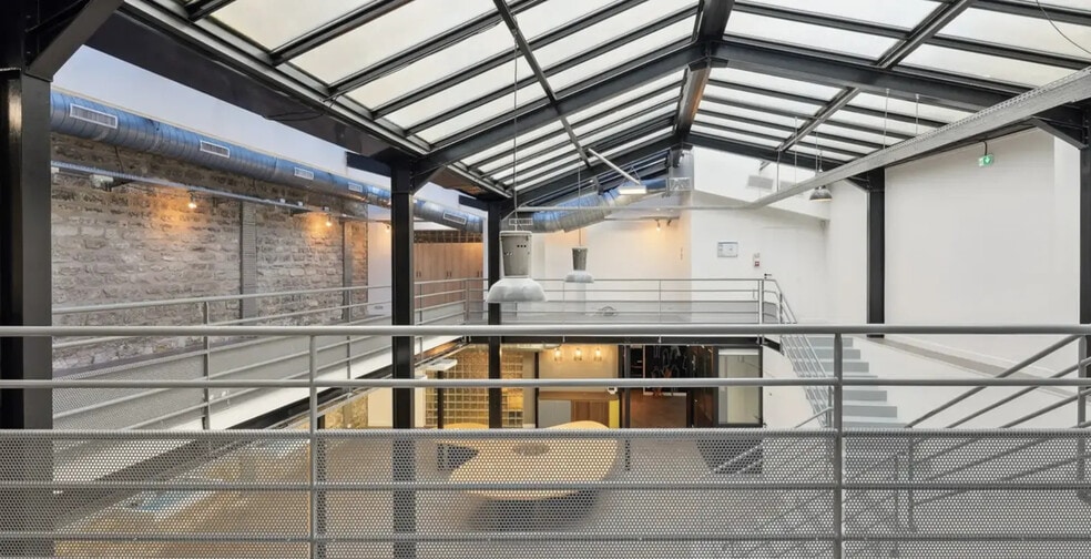 Bureau dans Paris à louer - Photo intérieure – Image 3 sur 13