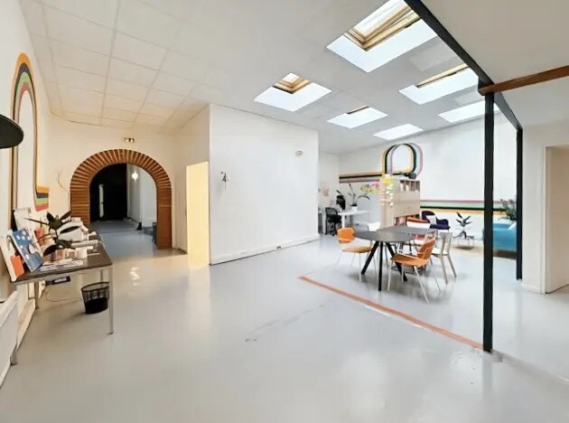 Bureau dans Paris à louer - Photo de l’immeuble – Image 3 sur 8