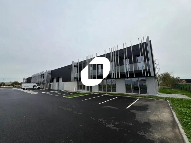 Local d'activités dans Avelin à vendre - Photo de l’immeuble – Image 3 sur 3