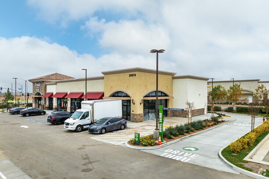 35974 Winchester Rd, Winchester, CA à louer - Photo de l’immeuble – Image 3 sur 5