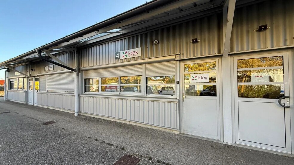 Industriel/Logistique dans Tossiat à louer - Photo de l’immeuble – Image 3 sur 11