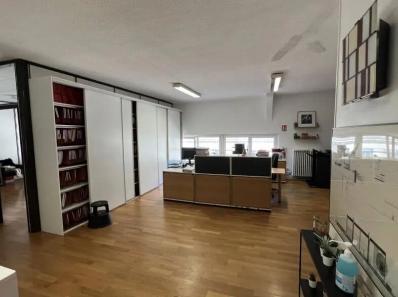 11 Rue Auguste Lacroix, Lyon à louer - Photo de l’immeuble – Image 3 sur 6