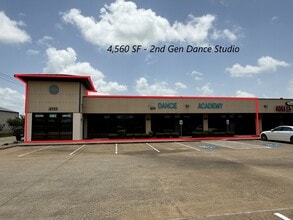 4325 Fm-2351, Friendswood, TX à louer Photo de l’immeuble– Image 1 sur 6