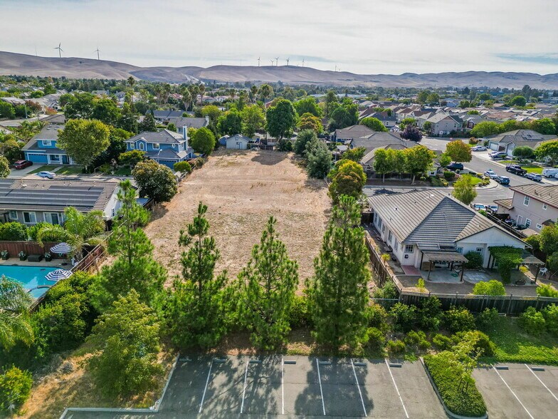 1080 Central Ave, Livermore, CA à vendre - Photo de l’immeuble – Image 3 sur 43