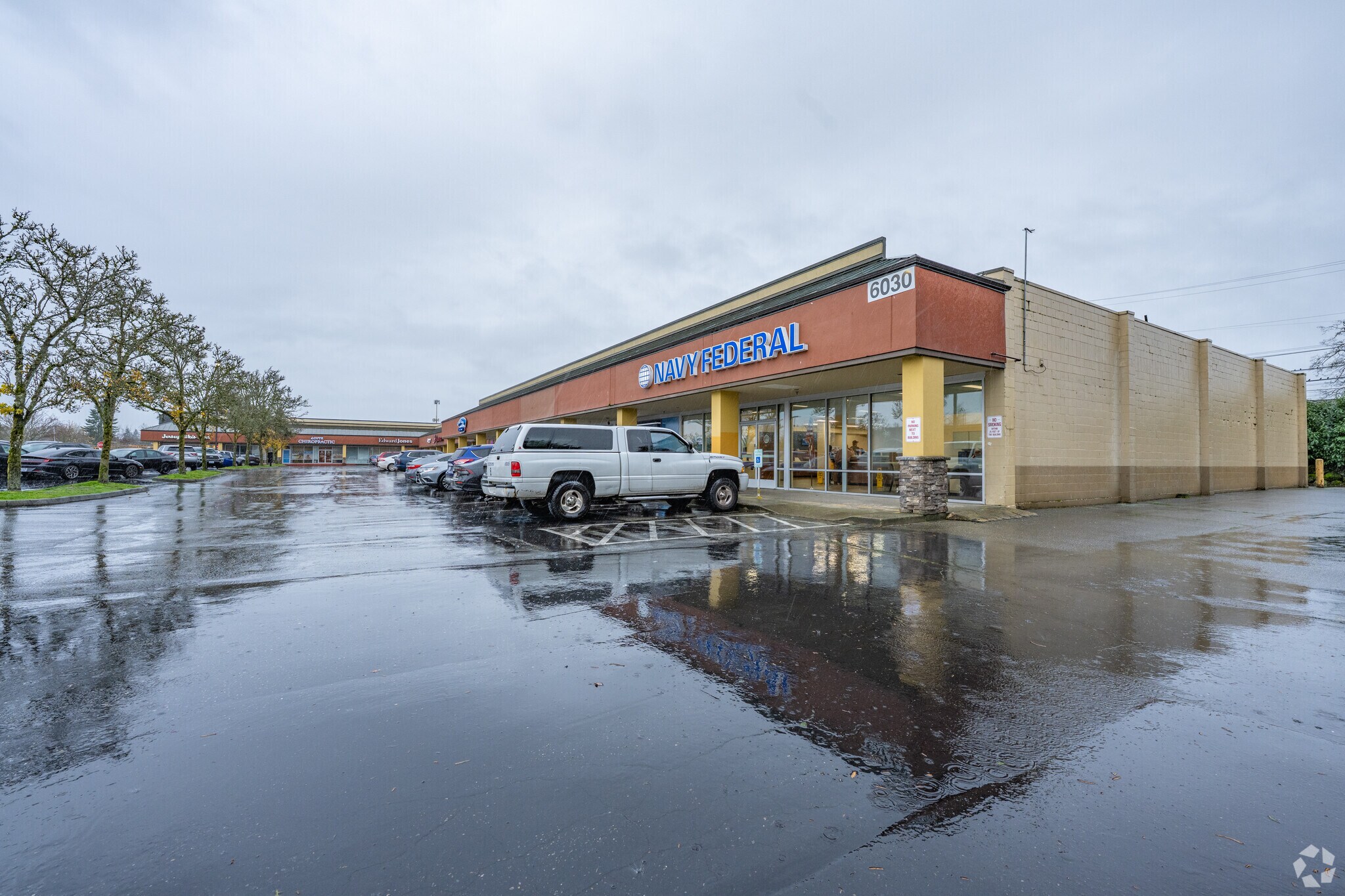 6020-6030 Main St SW, Lakewood, WA à louer Photo principale– Image 1 sur 14