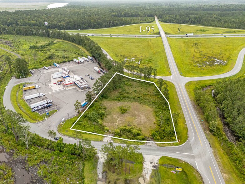 2100 E 10th St, Woodbine, GA à vendre - Autre – Image 2 sur 17