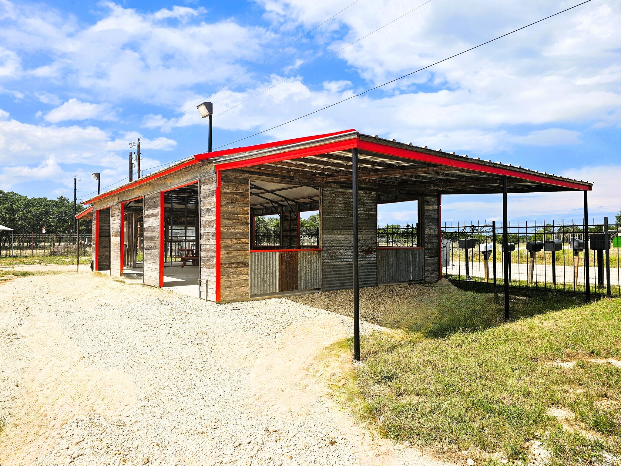 4951 FM 1283, Pipe Creek, TX à louer Photo intérieure– Image 1 sur 10