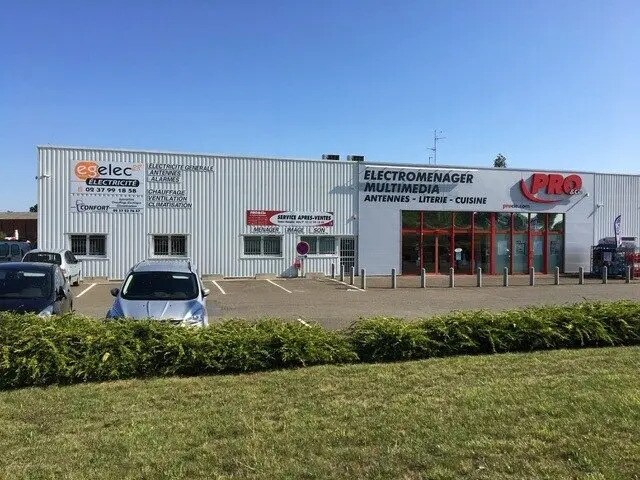 Plus de détails pour Industriel/Logistique à louer