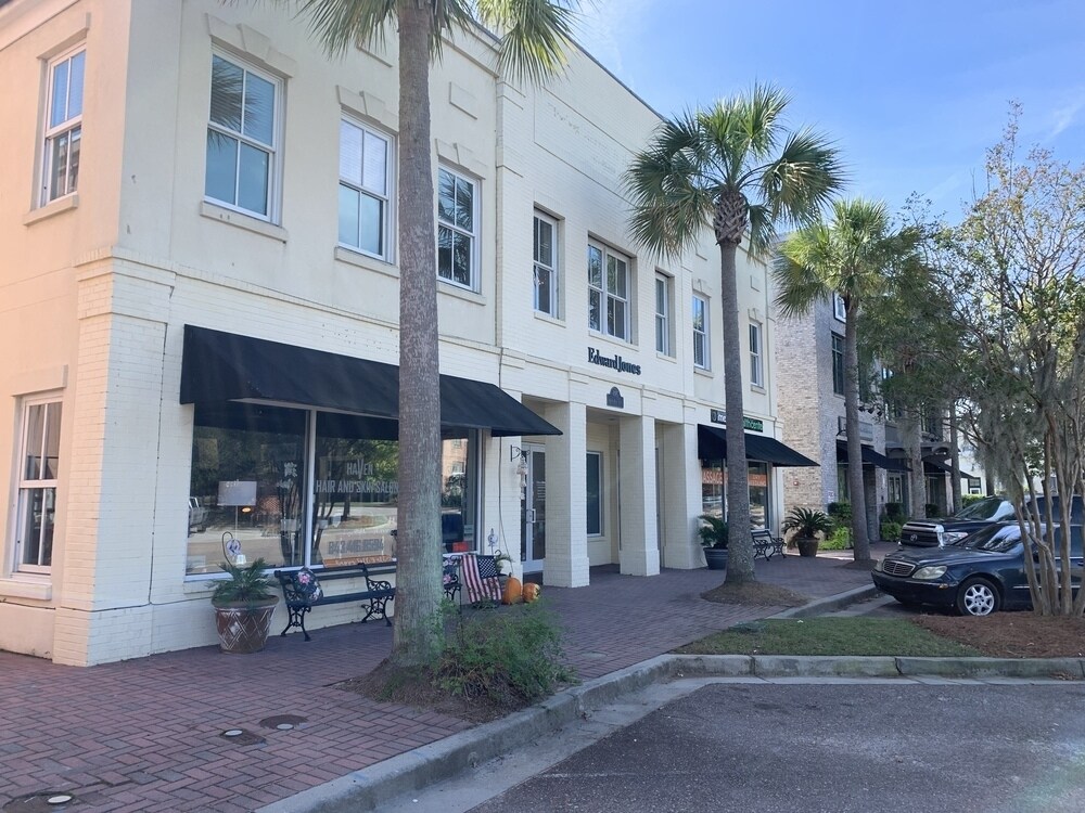 895 Island Park Dr, Charleston, SC à louer Photo principale– Image 1 sur 18
