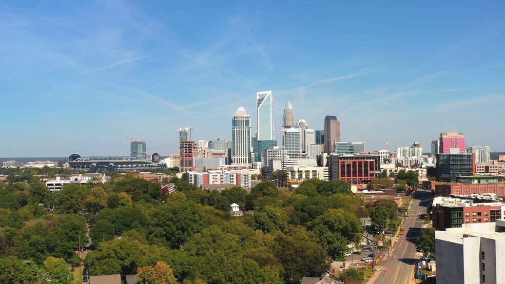 Urban Core Properties portefeuille de 2 biens à vendre sur LoopNet.fr - Vidéo sur l’annonce professionnelle – Image 2 sur 4