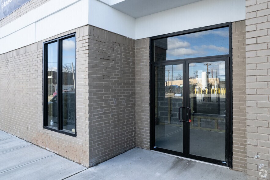 198 Lafayette St, Paterson, NJ à vendre - Photo de l’immeuble – Image 3 sur 5