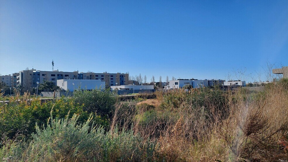 Barenys portefeuille de 3 biens à vendre sur LoopNet.fr - Photo de l’immeuble – Image 2 sur 3