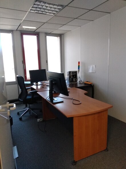 Bureau dans Meylan à louer - Photo intérieure – Image 3 sur 11