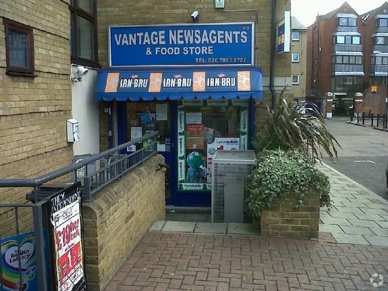 69 Prestons Rd, Londres à vendre - Autre – Image 2 sur 2