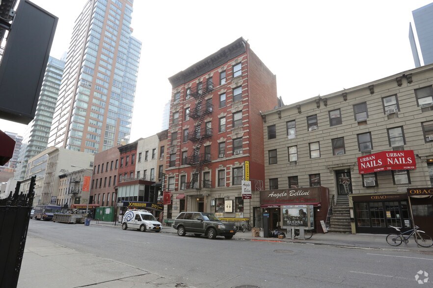 226 E 53rd St, New York, NY à vendre - Photo principale – Image 1 sur 3
