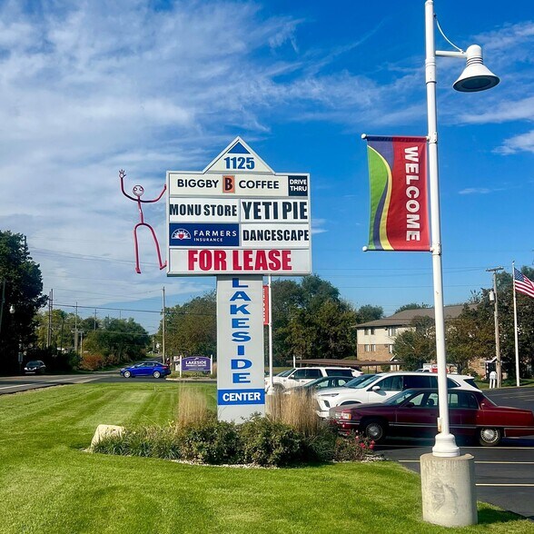 1125 E Michigan Ave, Battle Creek, MI à louer - Photo de l’immeuble – Image 3 sur 12