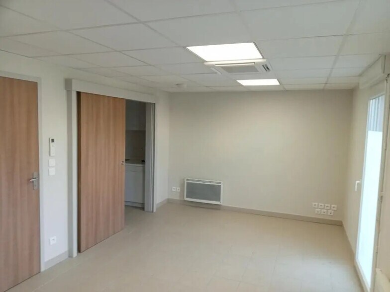 151 Route De Marboz, Foissiat à louer - Photo intérieure – Image 3 sur 7