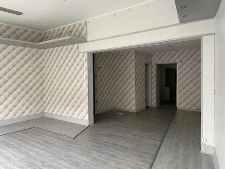 Local commercial dans Soissons à louer - Photo de l’immeuble – Image 3 sur 4