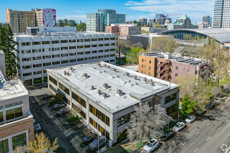 1510 J St, Sacramento, CA à louer - Photo de l’immeuble – Image 2 sur 13