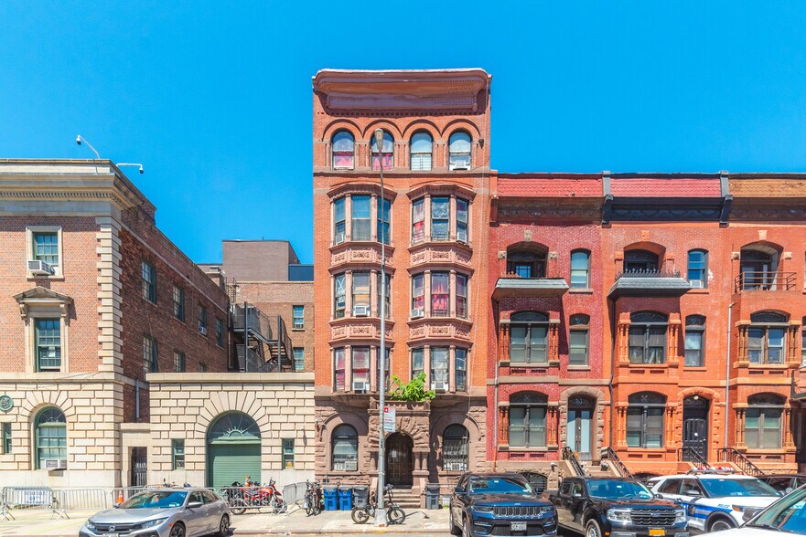 261 Alexander Ave, Bronx, NY à vendre - Photo de l’immeuble – Image 3 sur 19