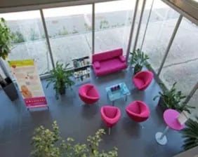 Bureau dans Montbéliard à louer - Photo de l’immeuble – Image 2 sur 3