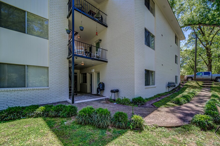 146 Jackson St, Newnan, GA à vendre - Photo de l’immeuble – Image 2 sur 11