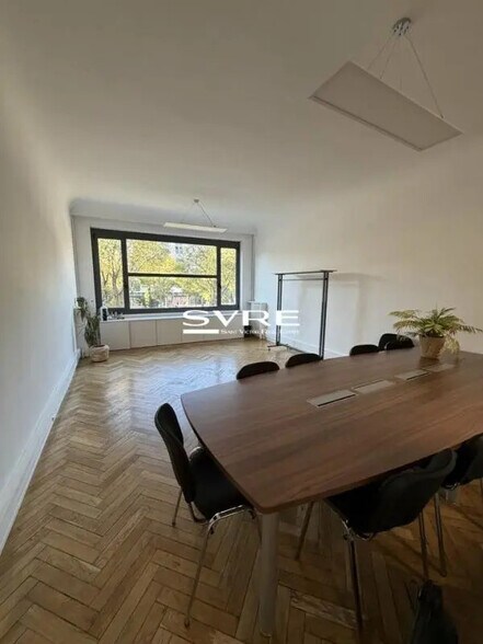 Bureau dans Marseille à louer - Photo de l’immeuble – Image 3 sur 13