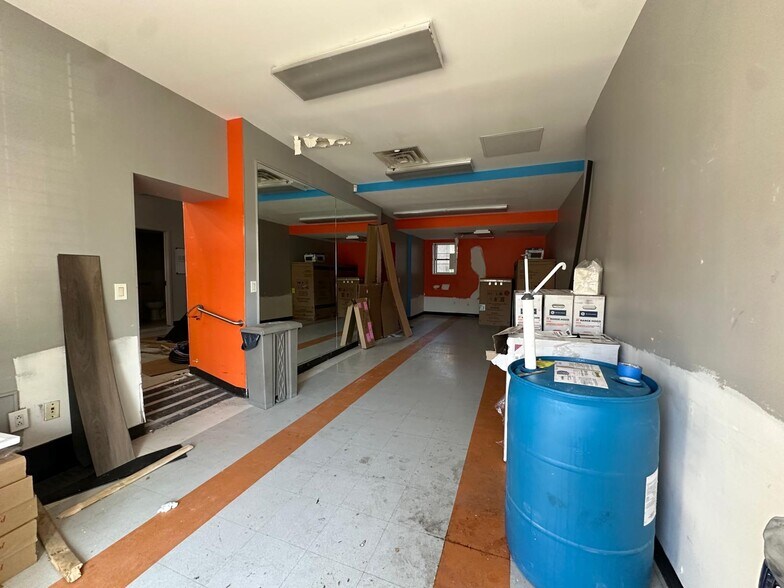 131 W 135th St, New York, NY à louer - Photo de l’immeuble – Image 3 sur 7