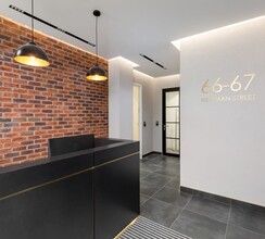 66-67 Newman St, Londres à louer Hall d’entrée– Image 1 sur 10