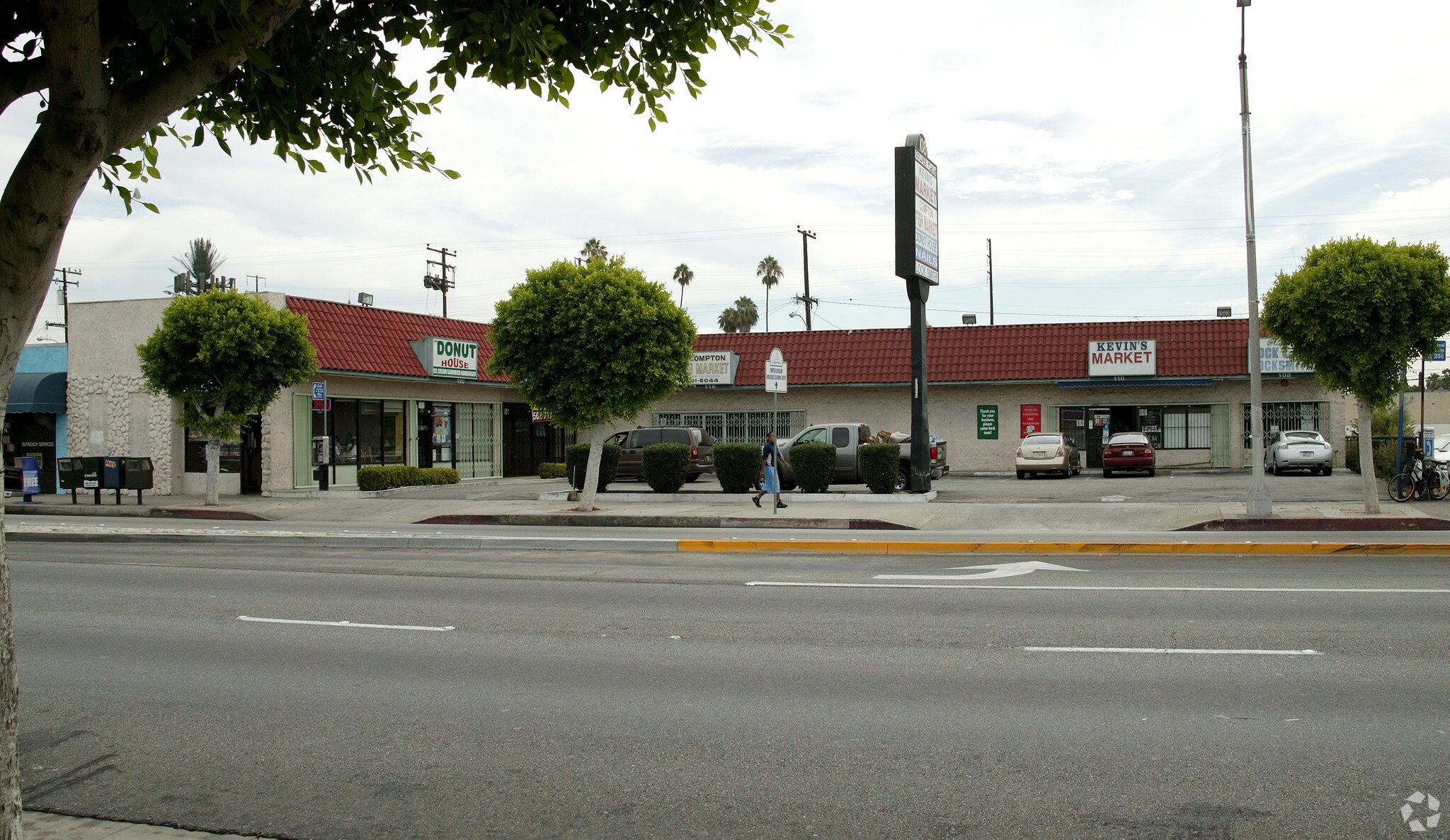 108-120 N Long Beach Blvd, Compton, CA à vendre Photo principale– Image 1 sur 15