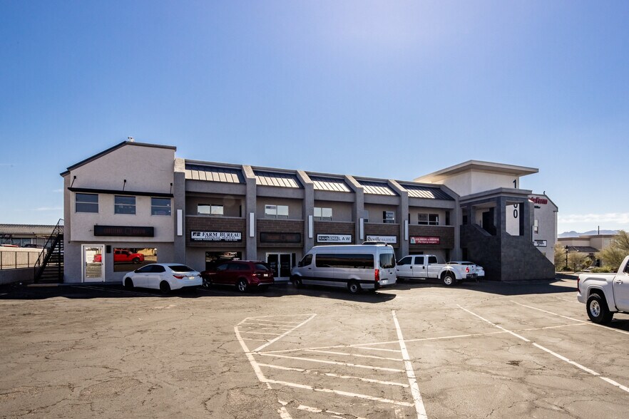 1600 Mcculloch Blvd N, Lake Havasu City, AZ à louer - Photo de l’immeuble – Image 3 sur 19