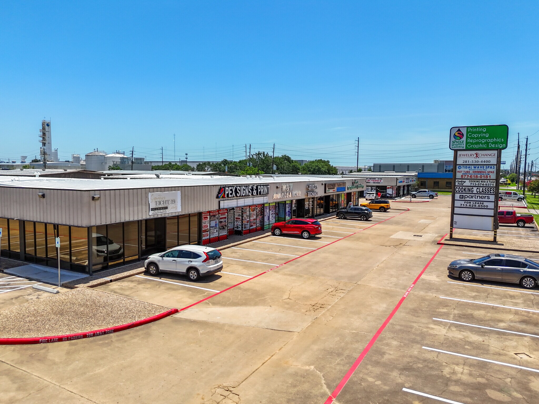 12999-13003 Murphy Rd, Stafford, TX à louer Photo de l’immeuble– Image 1 sur 30