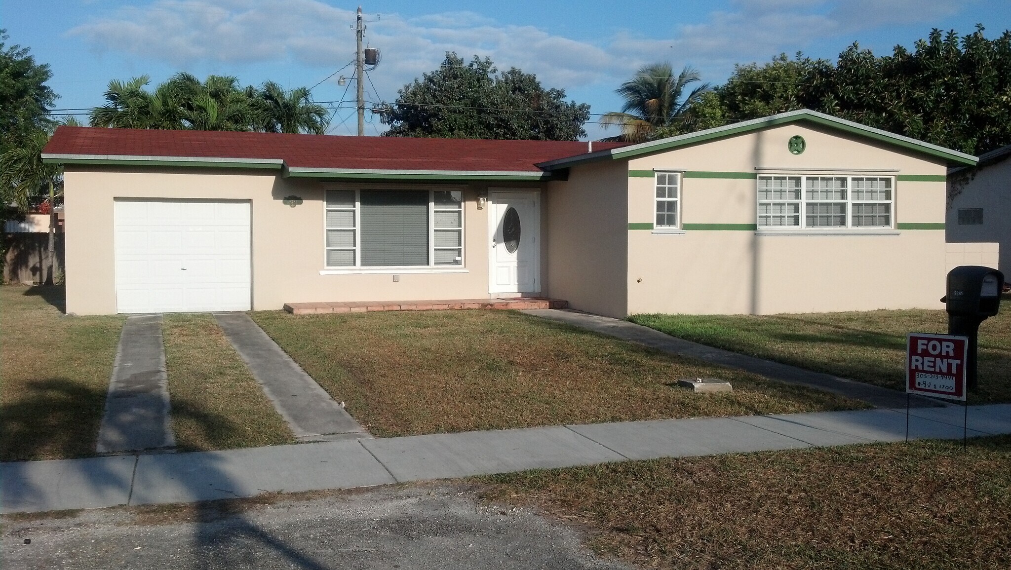 9381 Nassau Dr, Cutler Bay, FL à vendre Photo de l’immeuble– Image 1 sur 2