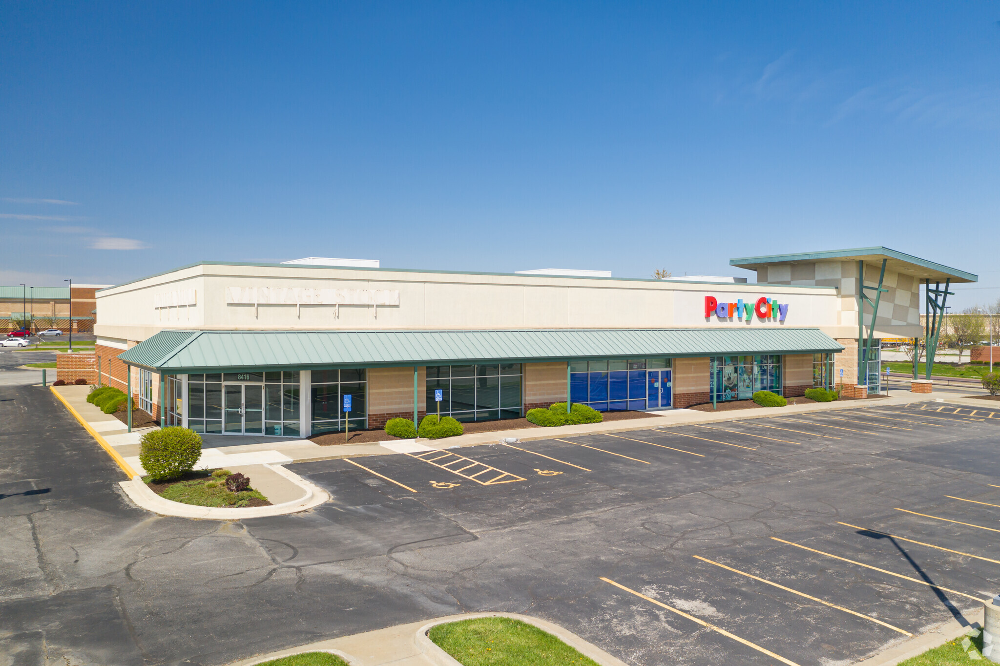 8400-8416 W 135th St, Overland Park, KS à louer Photo principale– Image 1 sur 5