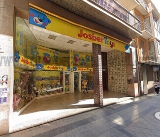 Plus de détails pour Local commercial à louer