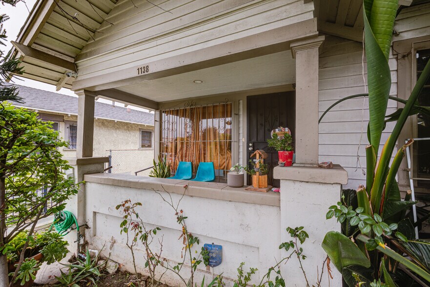 1136 W 87th St, Los Angeles, CA à vendre - Photo de l’immeuble – Image 2 sur 12