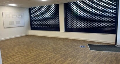 1-2 Commercial St, Newport à louer Photo intérieure– Image 1 sur 5