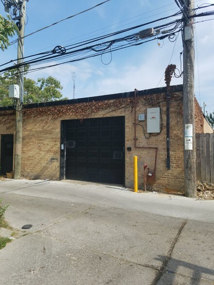 3632-3652 N Cicero Ave, Chicago, IL à louer - Photo de l’immeuble – Image 2 sur 4