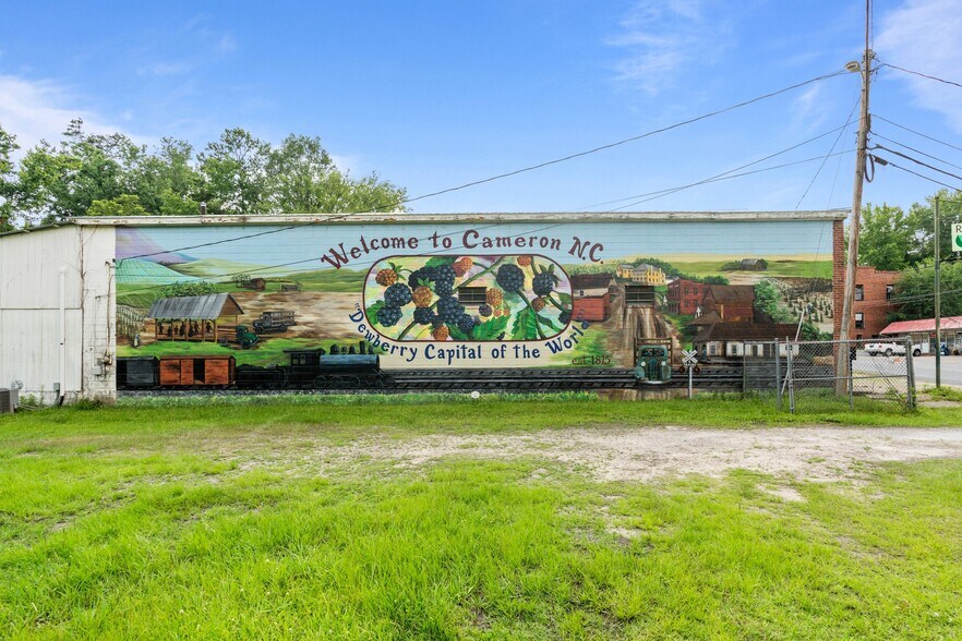 403 Carthage St, Cameron, NC à vendre - Photo de l’immeuble – Image 3 sur 24