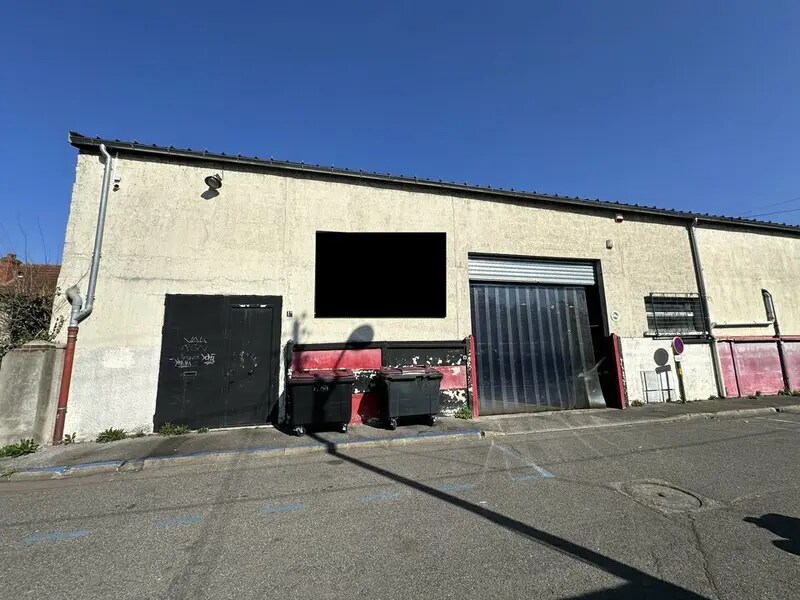 Local d’activités dans Viry-Châtillon à louer Photo de l’immeuble– Image 1 sur 6