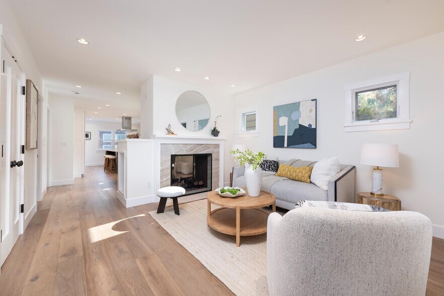 235 Alma St, Palo Alto, CA à vendre - Photo de l’immeuble – Image 3 sur 7