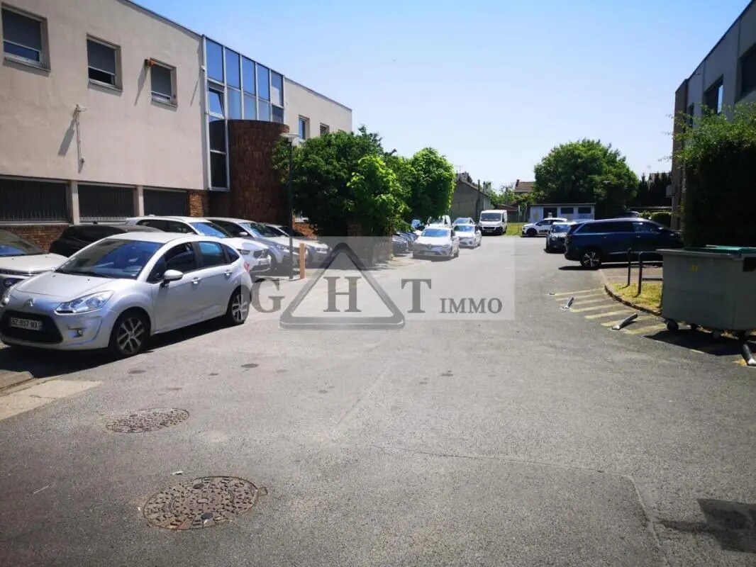 Bureau dans Neuilly-Plaisance à vendre Photo de l’immeuble– Image 1 sur 13