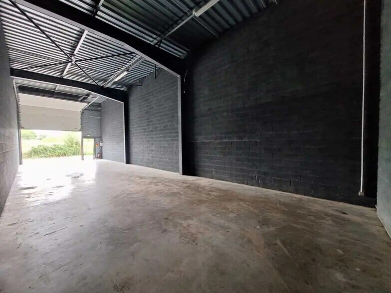 Bureau dans Cadaujac à louer - Photo intérieure – Image 1 sur 5