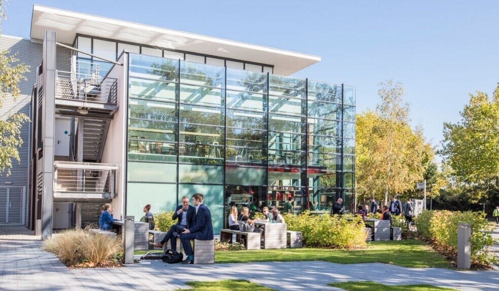 4 Cannon Ln, Maidenhead à louer - Photo de l’immeuble – Image 1 sur 2