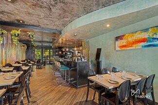 Plus de détails pour 229 S 4th St, Brooklyn, NY - Local commercial à louer