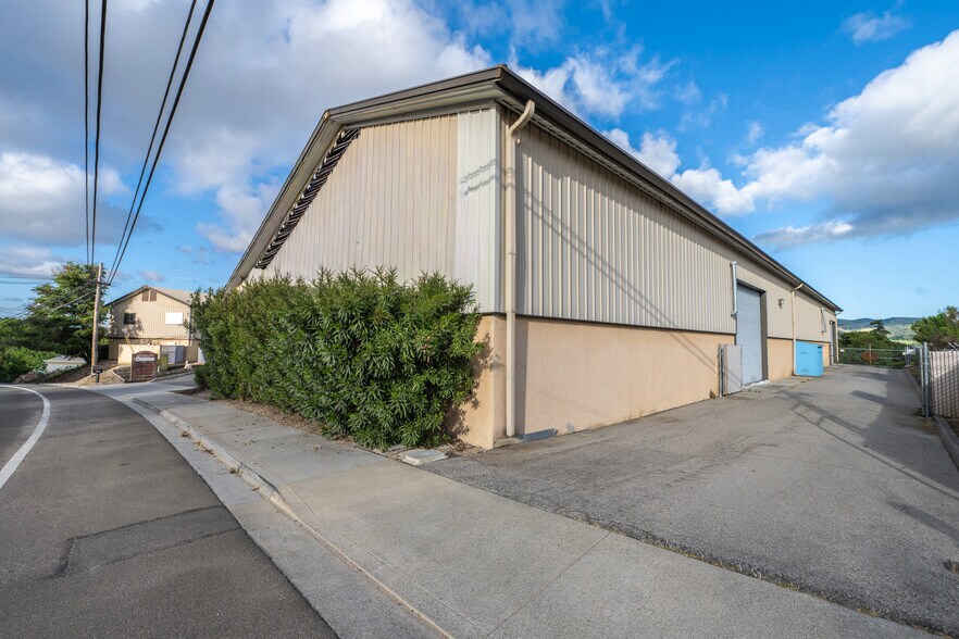 5145 Traffic Way, Atascadero, CA à vendre - Photo de l’immeuble – Image 3 sur 10
