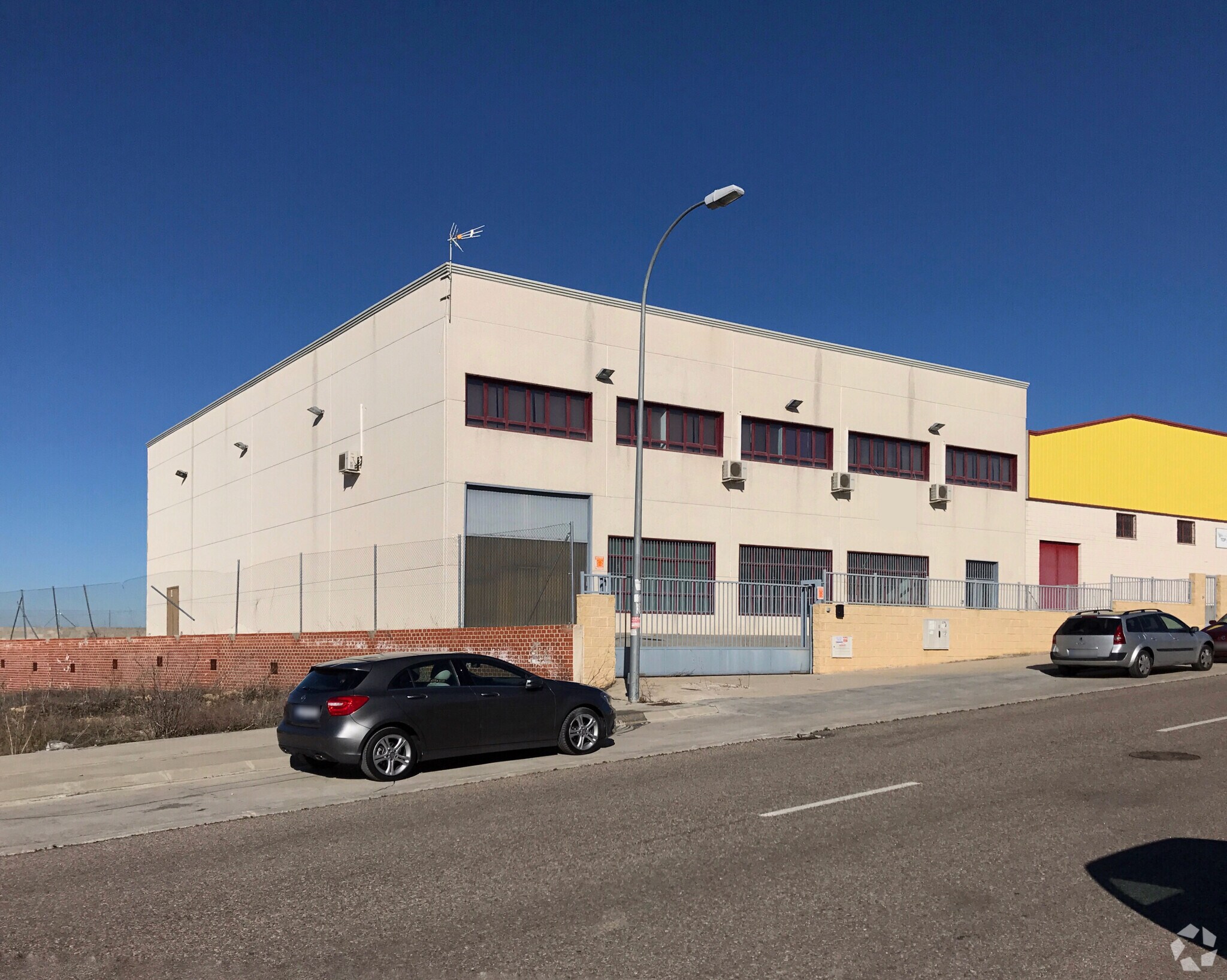 Avenida del Monte Boyal, 296, Casarrubios del Monte, Toledo à louer Photo principale– Image 1 sur 3